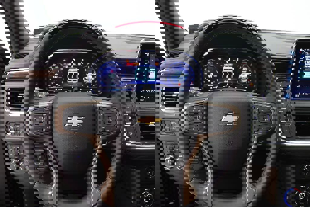 Used 2024 Chevrolet Tahoe High Country w/ Advanced Technology Package image 25