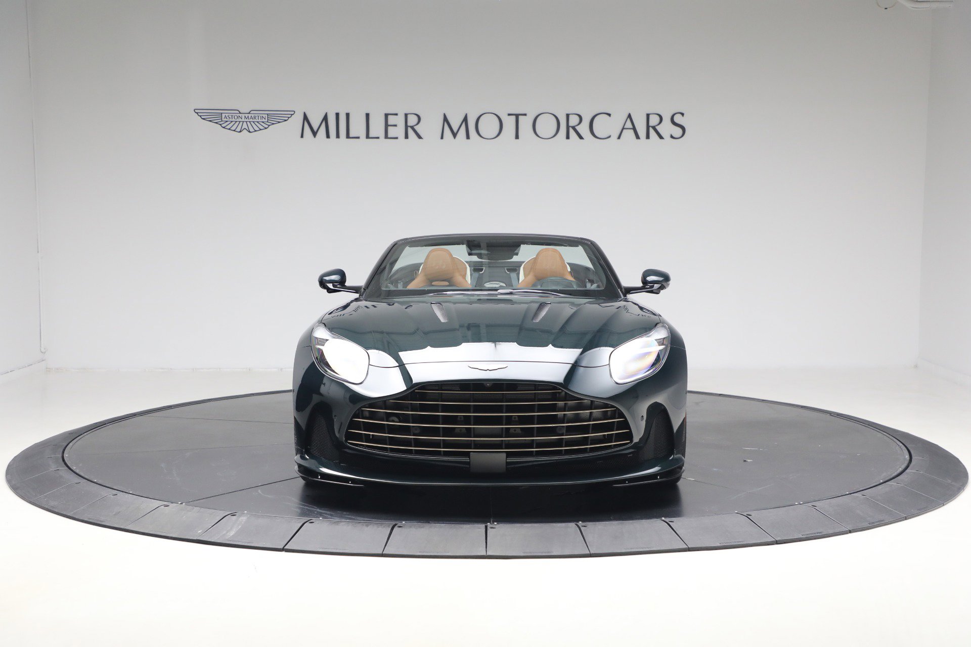 New 2026 Aston Martin DB12 Convertible RWD image 12
