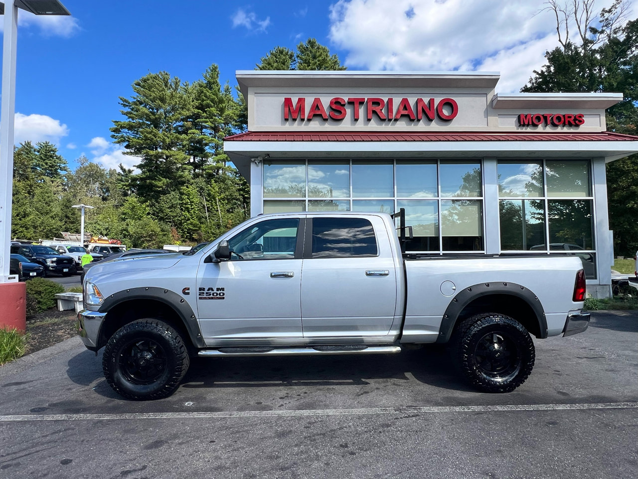 Used 2017 RAM 2500 SLT image 8
