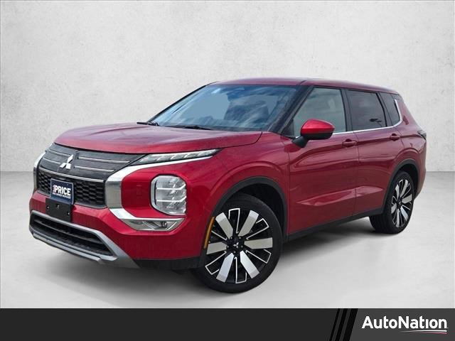 Used 2025 Mitsubishi Outlander SE AWD/4WD image 1