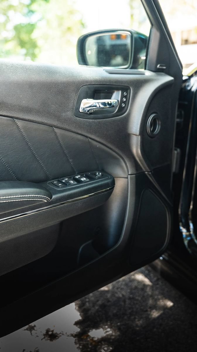 Used 2016 Dodge Charger SRT Hellcat w/ Harman/Kardon Audio Group RWD image 9