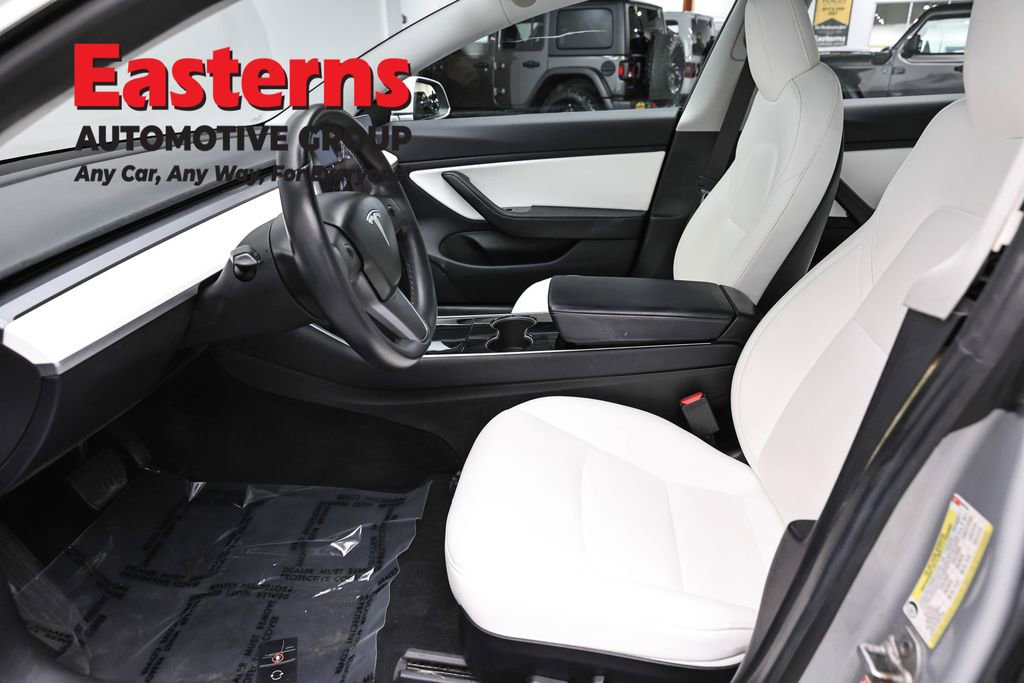 Used 2018 Tesla Model 3 Long Range image 14