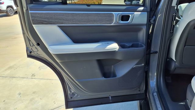 Used 2025 Hyundai Santa Fe Calligraphy w/ Tow & Go Package image 19