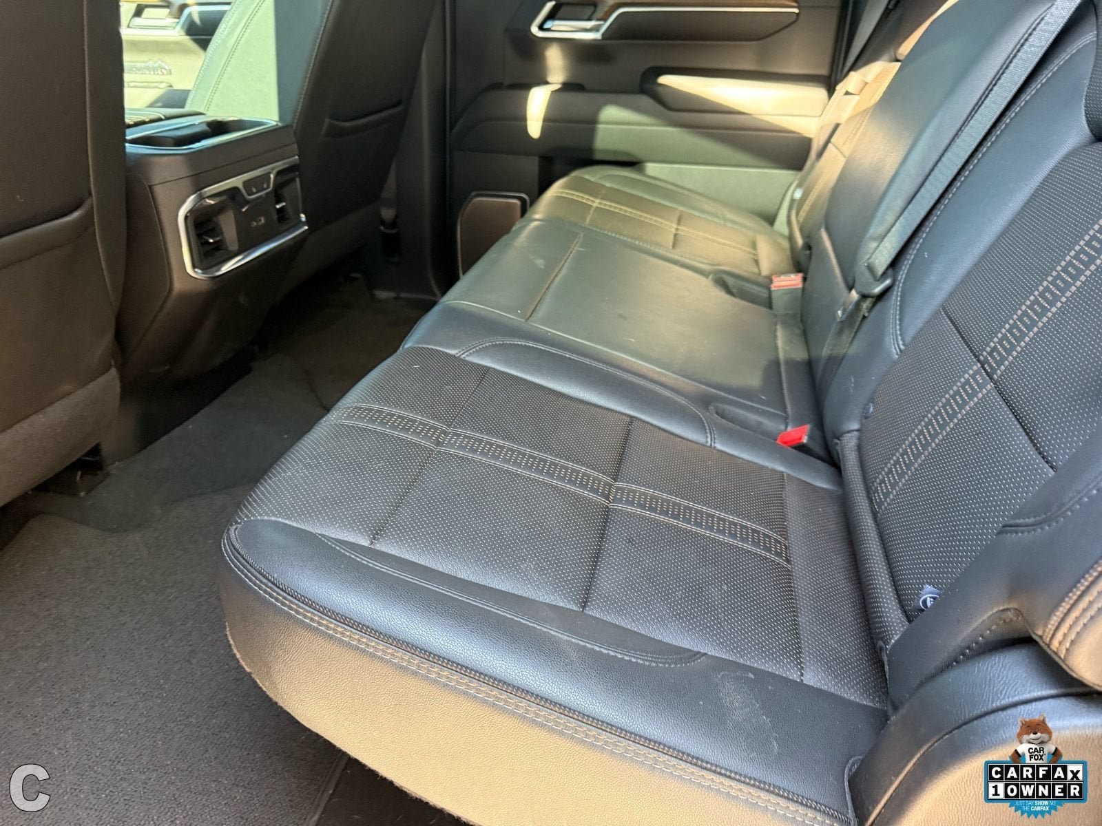 Used 2024 Chevrolet Silverado 1500 High Country w/ Midnight Edition AWD/4WD image 9