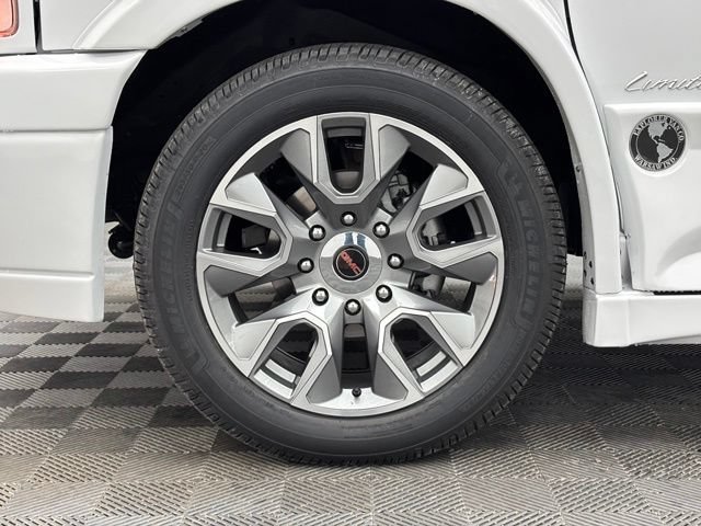 New 2026 GMC Savana 2500 Extended w/ Driver Convenience Package RWD image 60