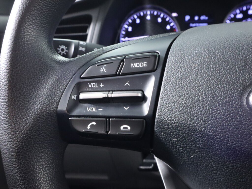 Used 2019 Hyundai Elantra SEL FWD image 12