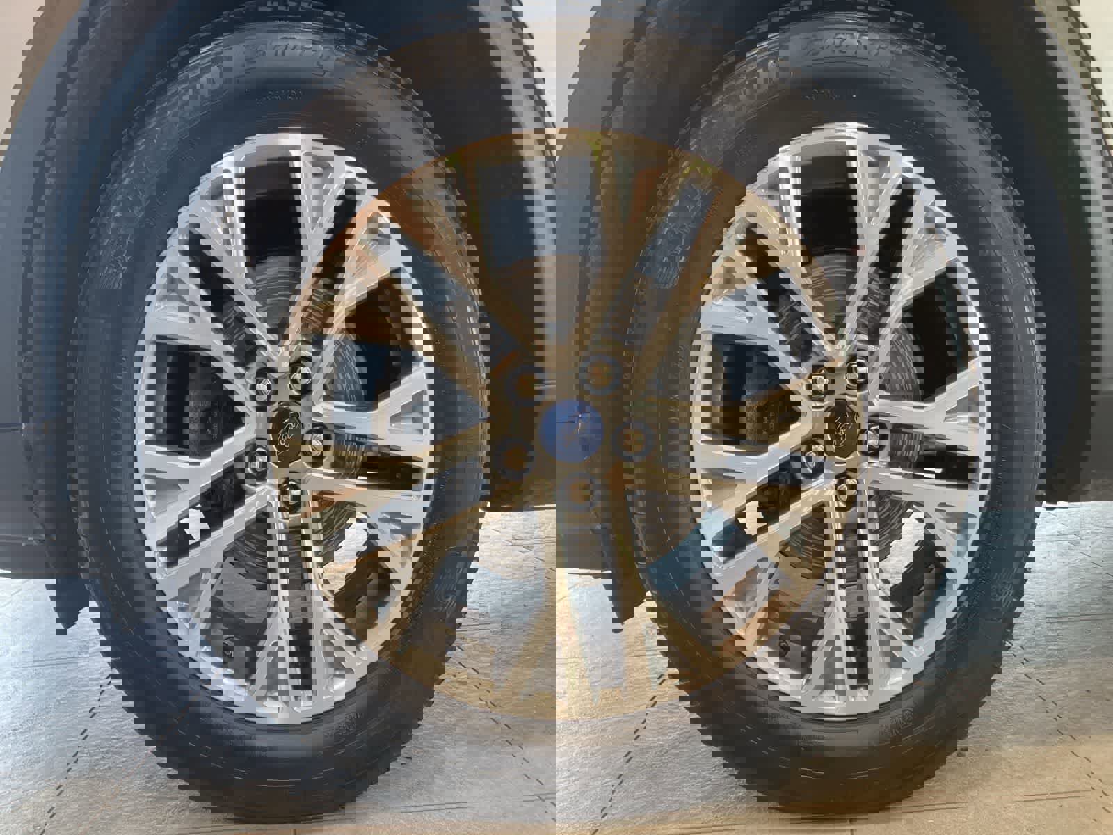 Used 2022 Ford Escape SEL image 9