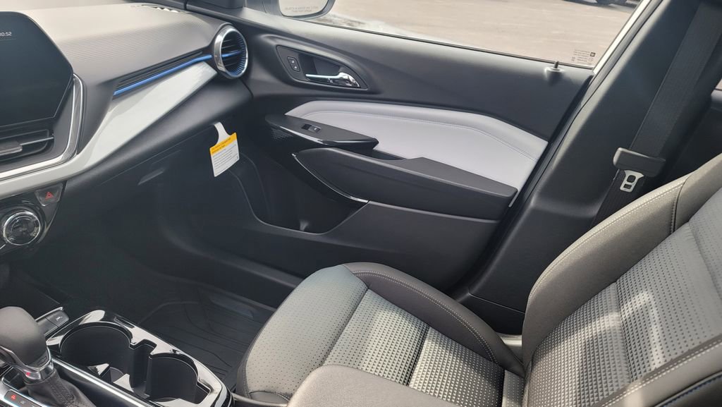 New 2026 Chevrolet Trax LT w/ Driver Confidence Package image 23