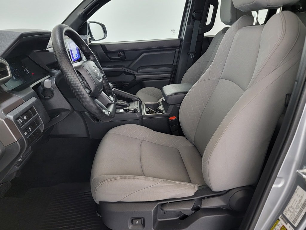 Certified 2024 Toyota Tacoma SR5 AWD/4WD image 14