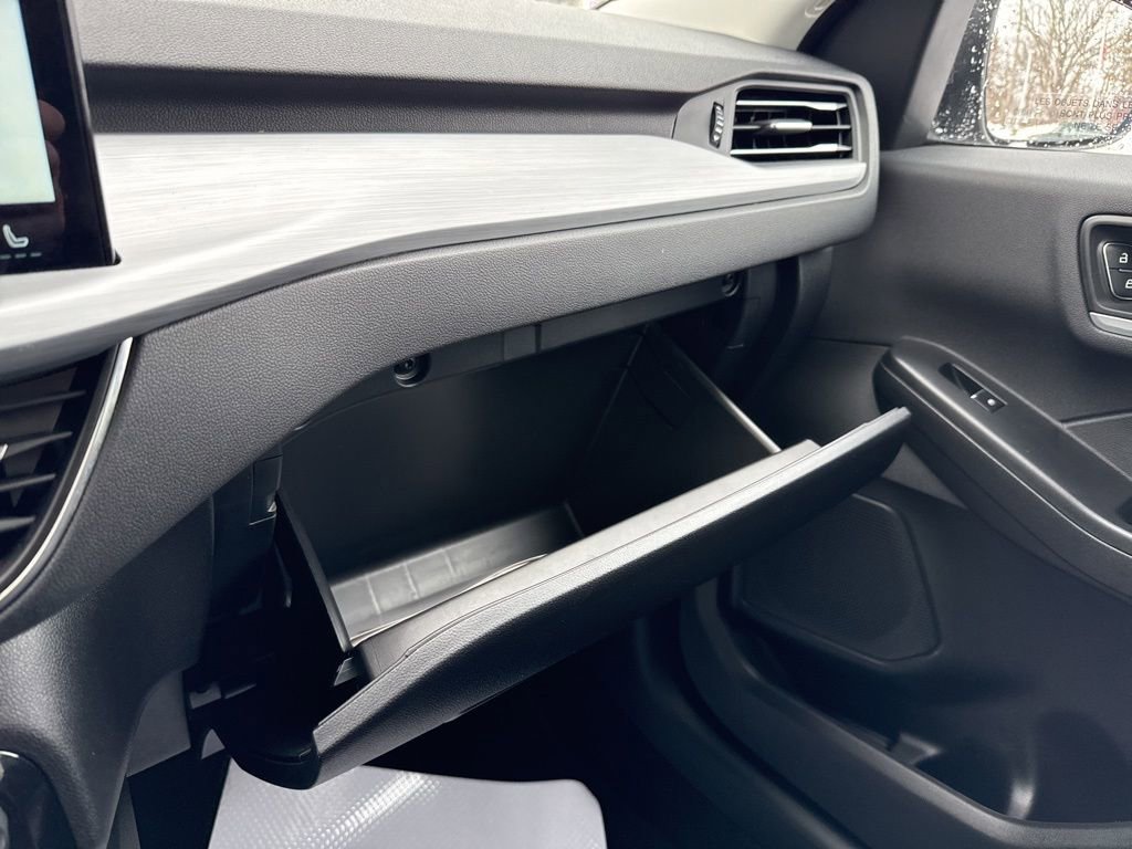 Used 2025 Ford Escape Platinum image 24