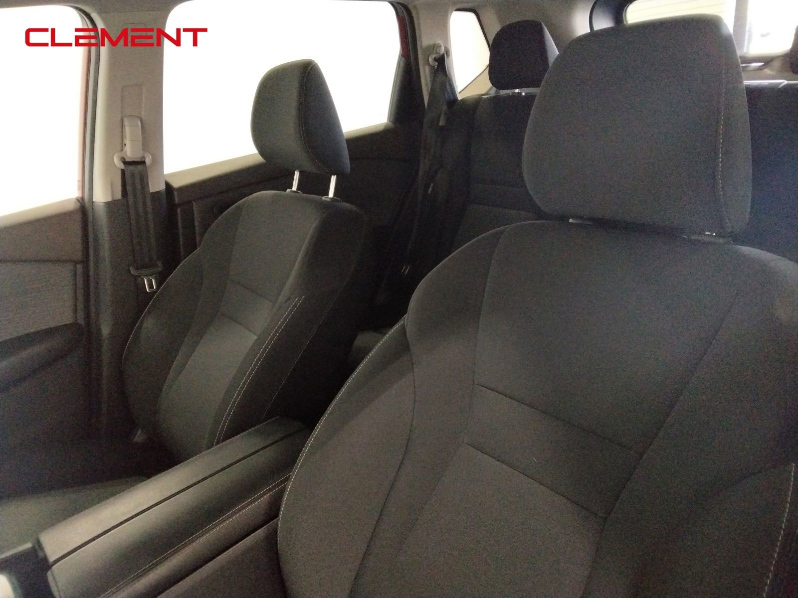 Used 2023 Nissan Rogue S image 25