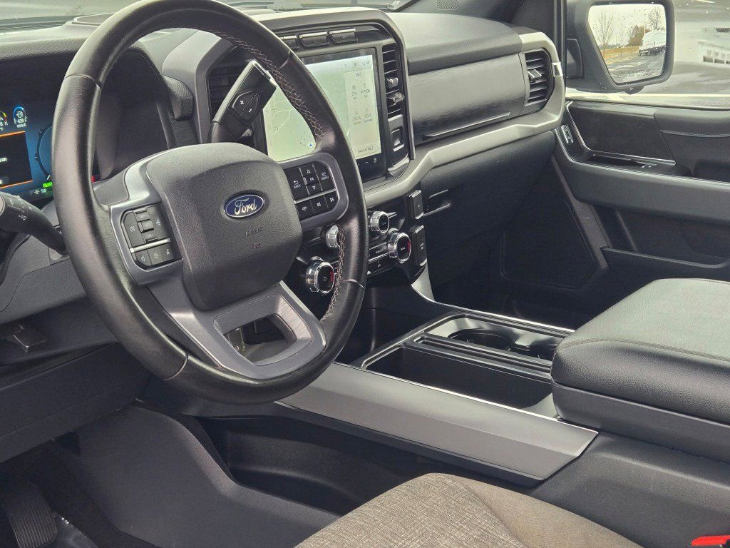 Used 2024 Ford F150 XLT w/ Mobile Office Package image 19