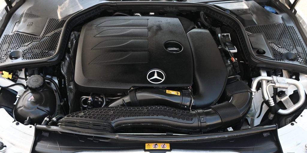 Used 2021 Mercedes-Benz C 300 Sedan image 21