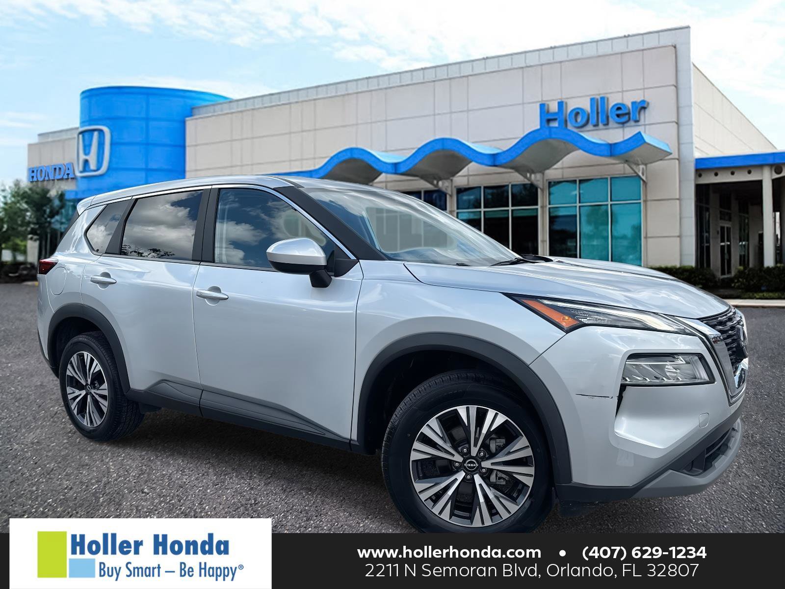 Used 2023 Nissan Rogue SV