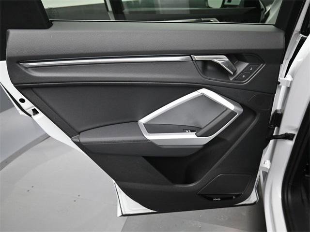 Certified 2025 Audi Q3 2.0T Premium Plus w/ Premium Plus Package image 32