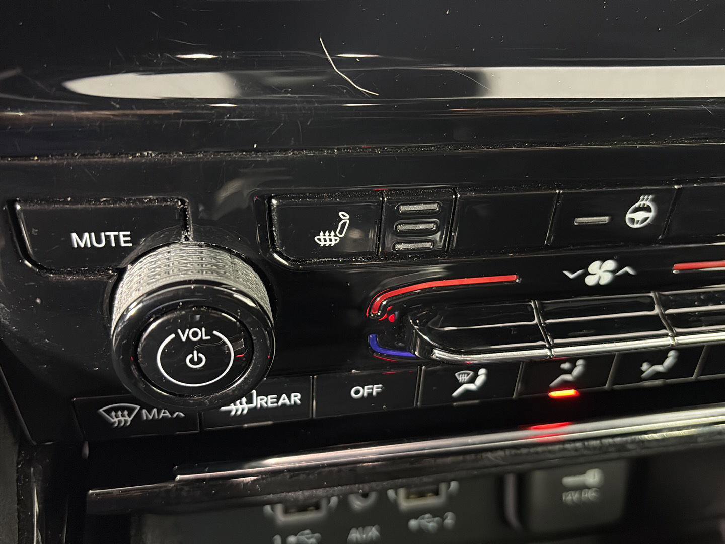 Used 2022 Jeep Grand Cherokee L Laredo image 35