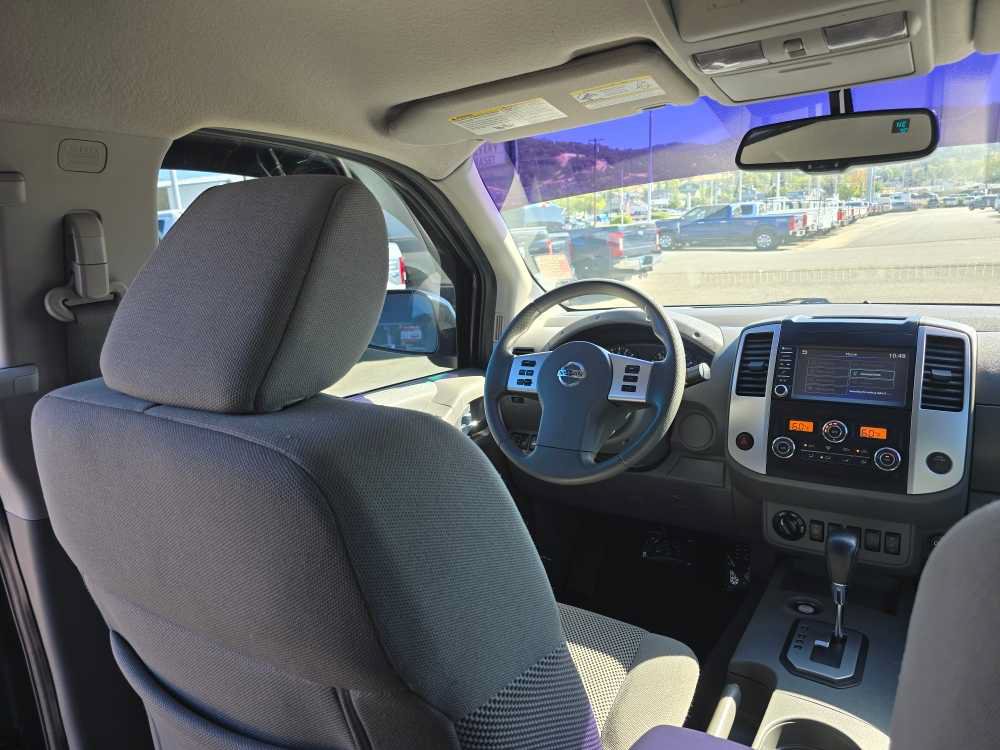 Used 2021 Nissan Frontier SV w/ Midnight Edition Floor Mats AWD/4WD image 10