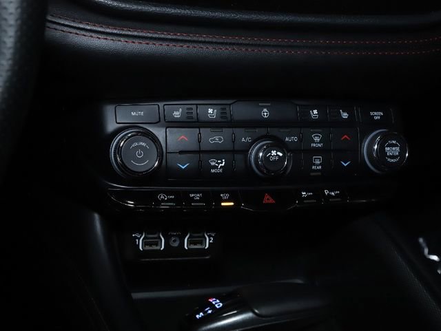 Used 2024 Dodge Durango GT image 40