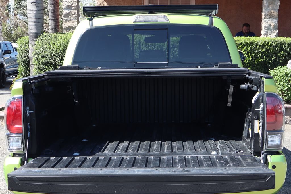 Used 2022 Toyota Tacoma TRD Pro AWD/4WD image 9