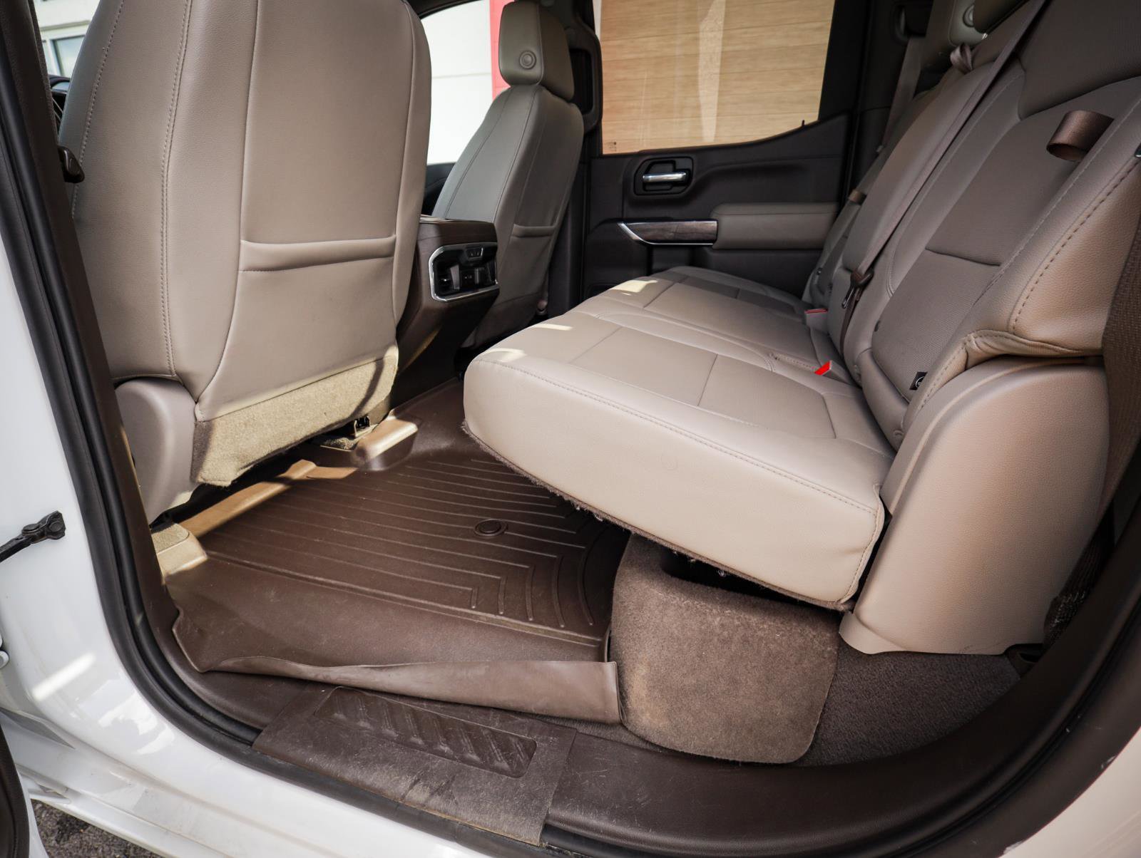 Used 2019 Chevrolet Silverado 1500 LTZ w/ LTZ Plus Package AWD/4WD image 31