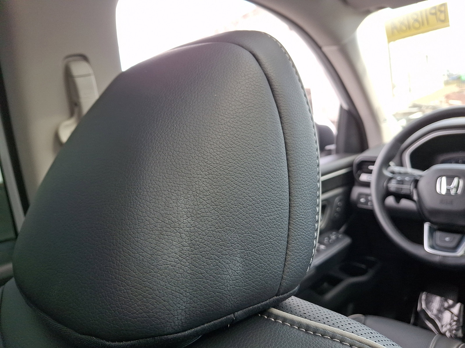 Used 2023 Honda Pilot Elite image 9