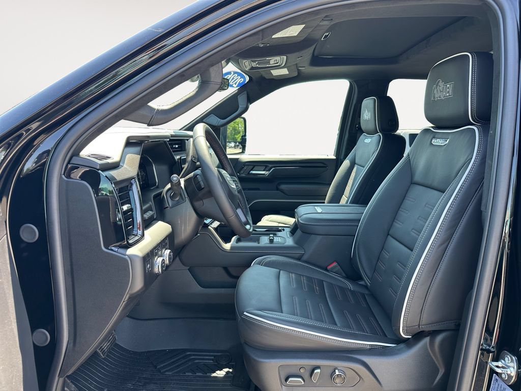 New 2026 GMC Sierra 2500 AT4X w/ AT4X AEV Edition AWD/4WD image 9