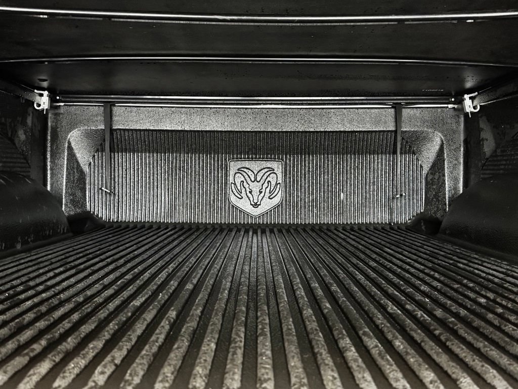 Used 2016 RAM 1500 Rebel AWD/4WD image 10