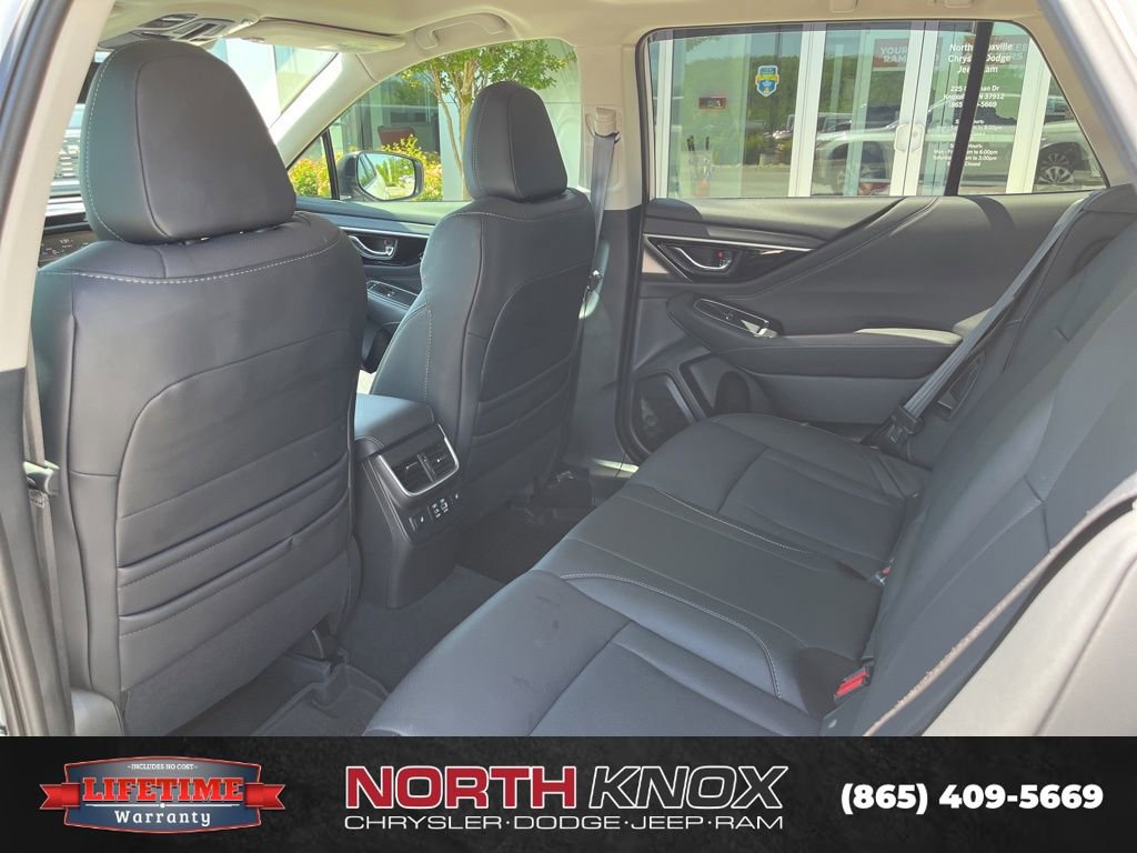 Used 2025 Subaru Outback Limited AWD/4WD image 18