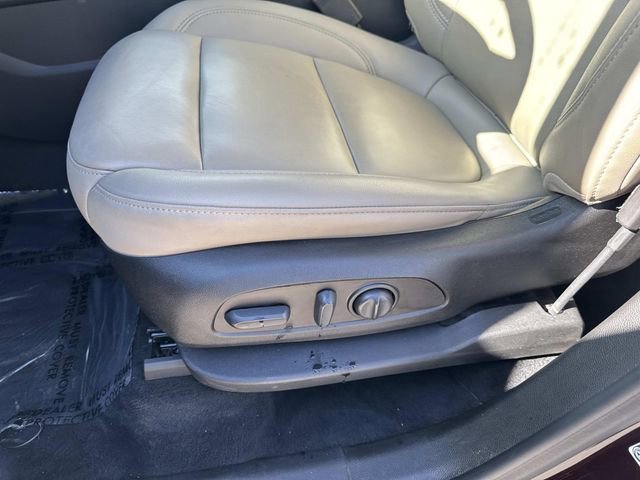 Used 2022 Chevrolet Traverse LT image 18