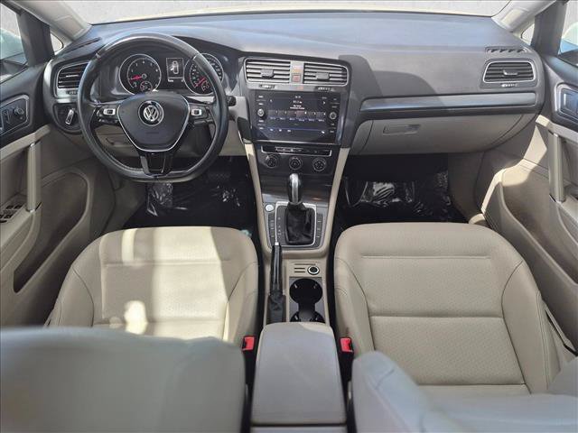 Used 2019 Volkswagen Golf SE FWD image 17