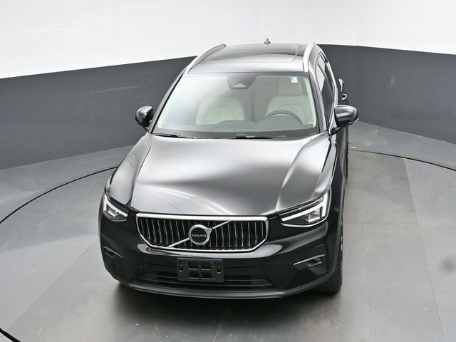 Used 2023 Volvo XC40 B5 Plus w/ Protection Package Premier AWD/4WD image 43