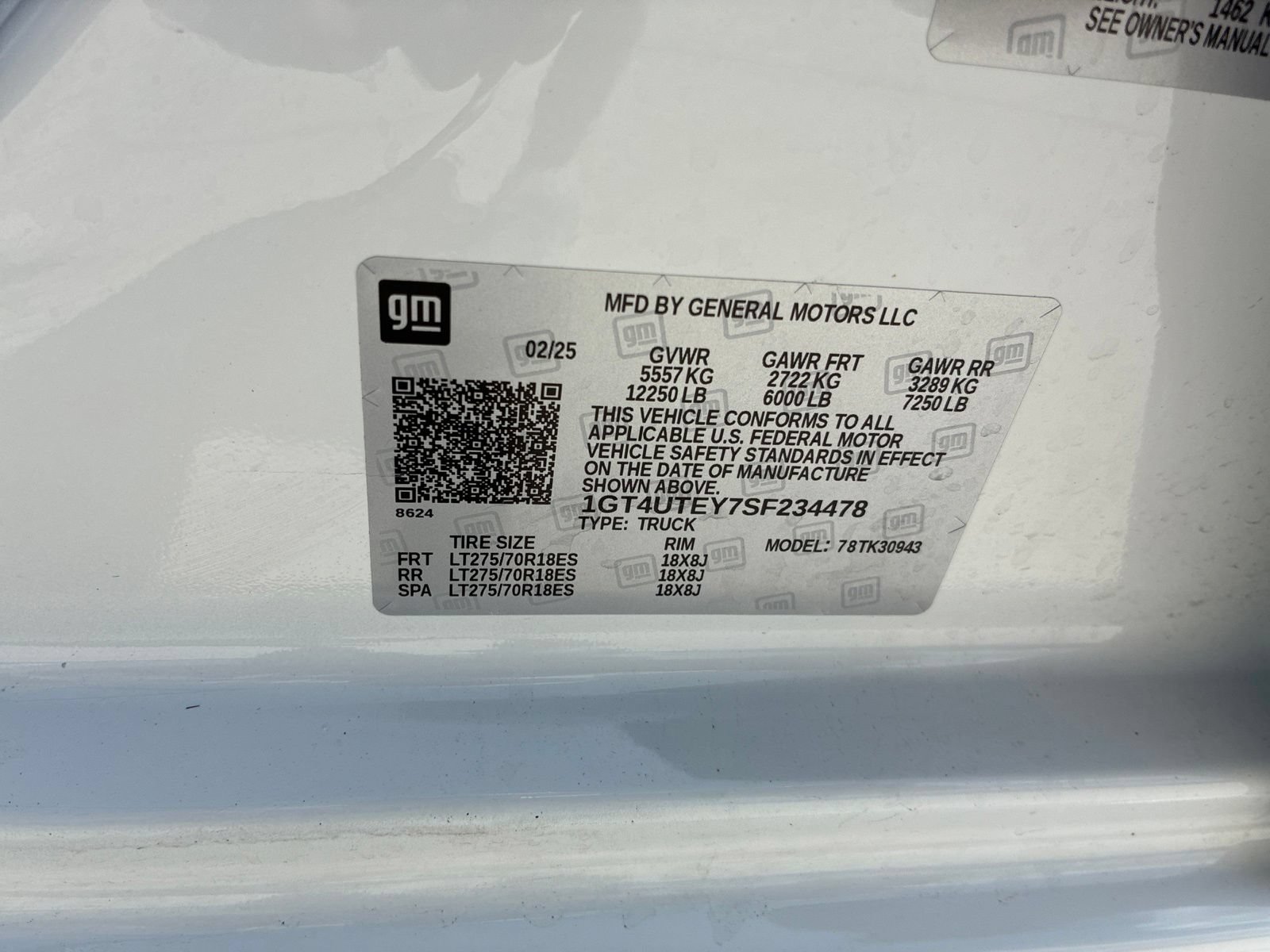 Used 2025 GMC Sierra 3500 SLE w/ SLE Convenience Package AWD/4WD image 48