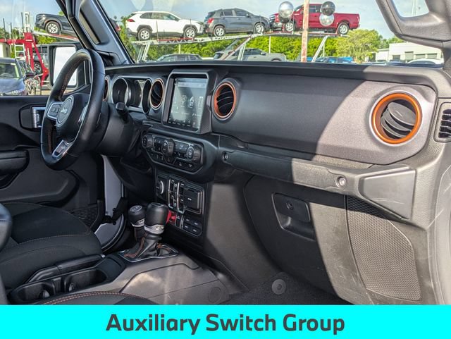 Used 2022 Jeep Gladiator Mojave w/ Cold Weather Group AWD/4WD image 28