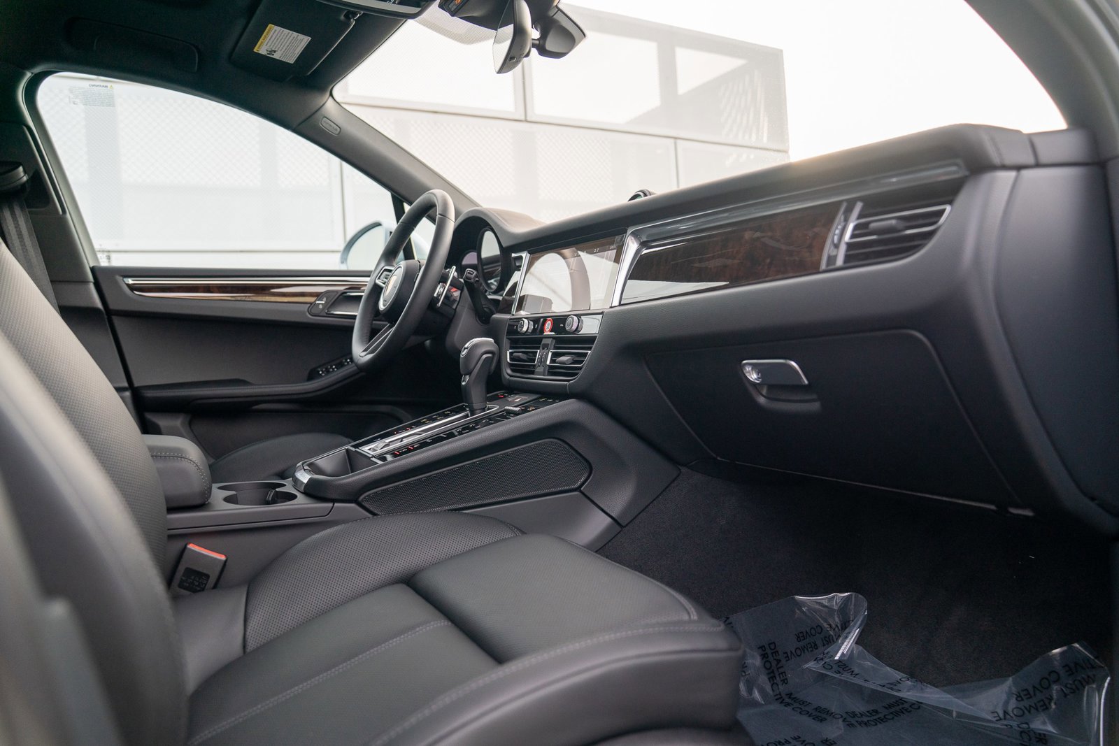 New 2026 Porsche Macan S image 26