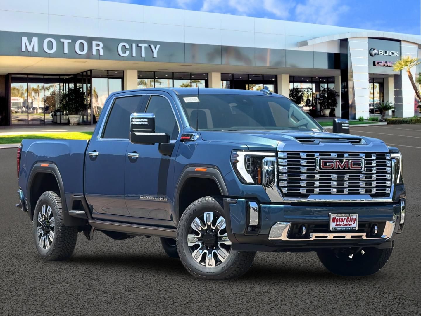 New 2026 GMC Sierra 3500 Denali w/ Denali Reserve Package AWD/4WD video 2