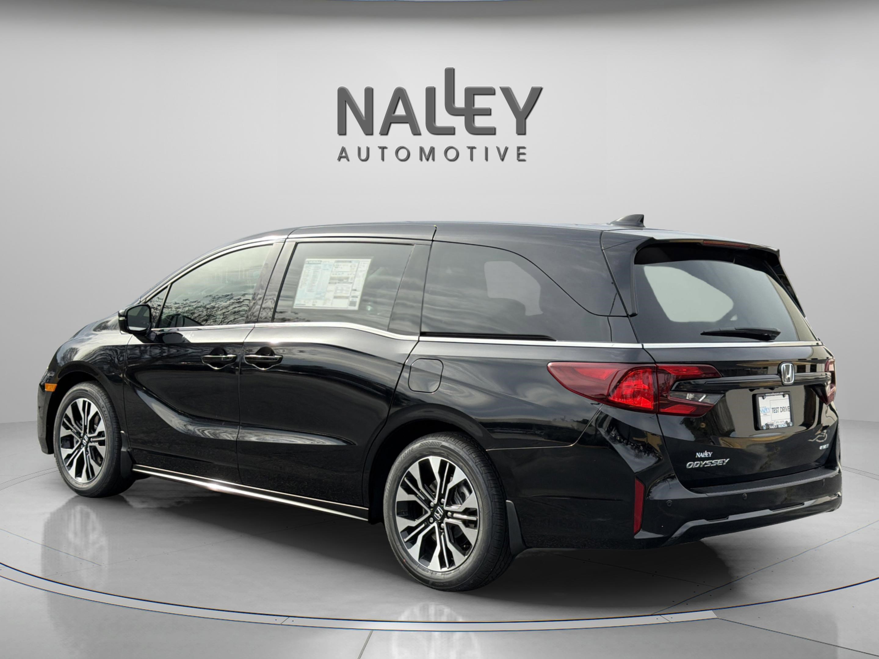 New 2026 Honda Odyssey Elite image 4