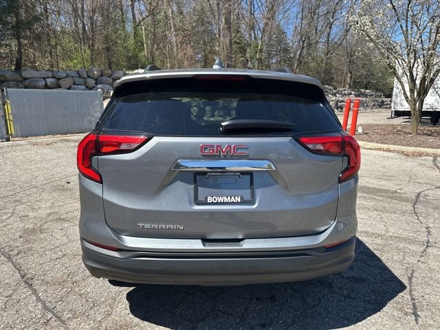 Used 2019 GMC Terrain SLE w/ Driver Convenience Package FWD image 4