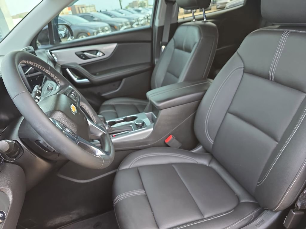 Used 2023 Chevrolet Blazer LT FWD image 15