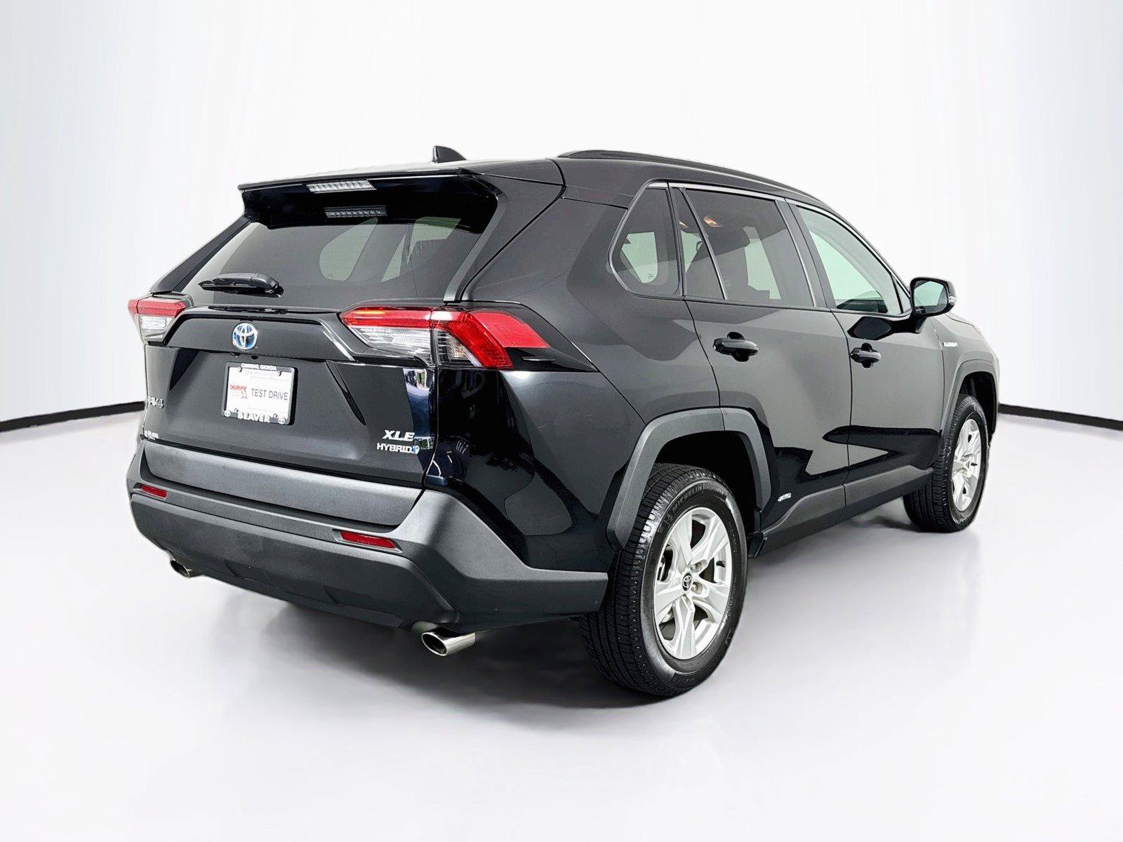 Certified 2021 Toyota RAV4 XLE AWD/4WD image 2