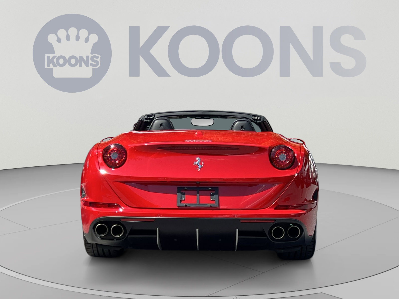 Used 2016 Ferrari California T RWD image 10