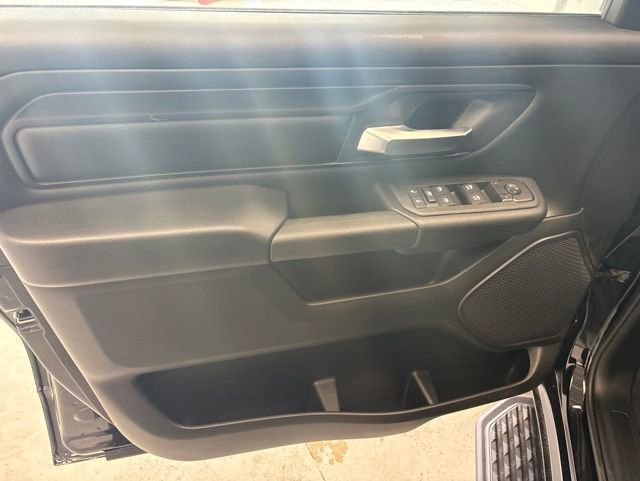 New 2026 RAM 1500 Express AWD/4WD image 13