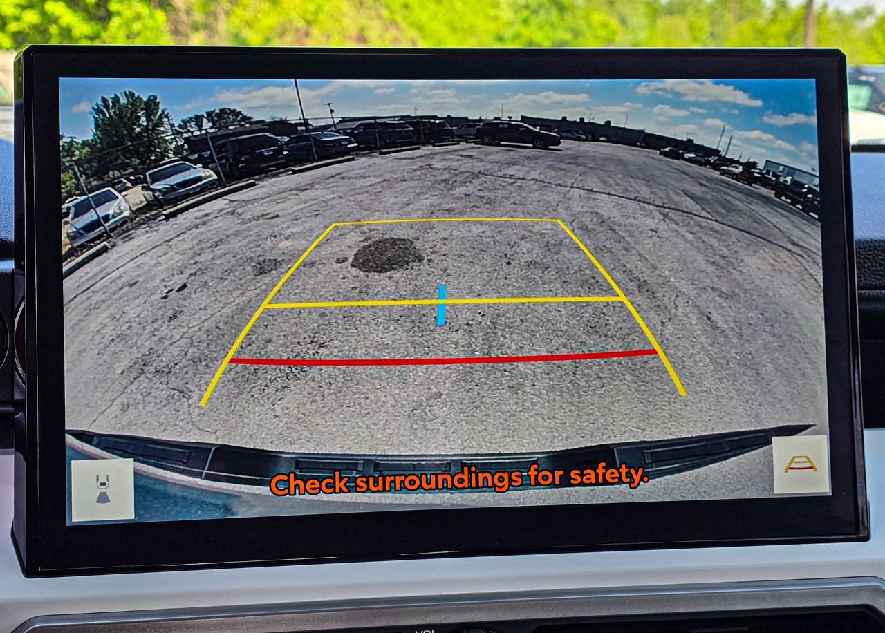 Used 2024 Toyota Tacoma TRD Off-Road AWD/4WD image 22