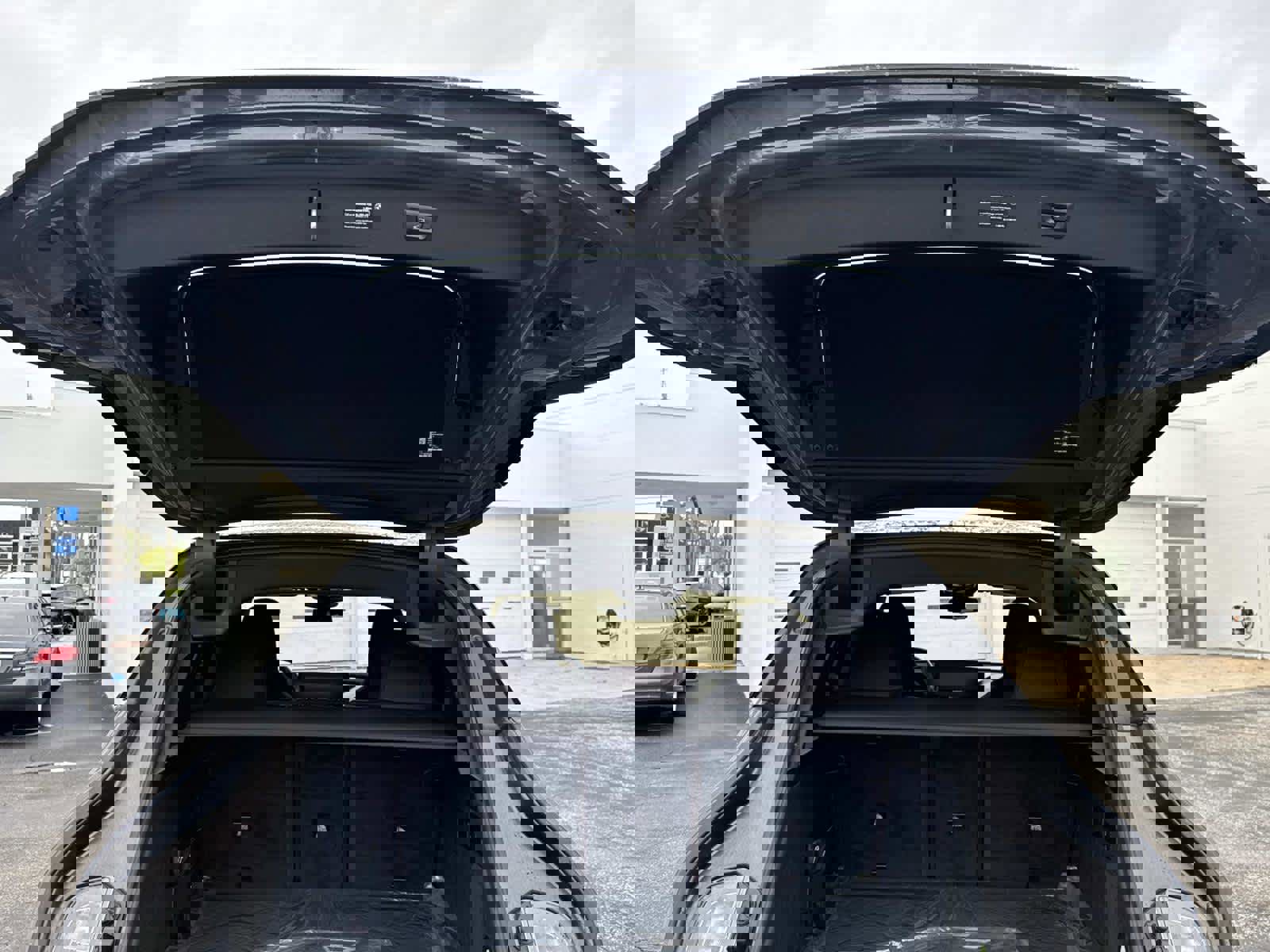 Certified 2025 BMW iX xDrive50 image 12