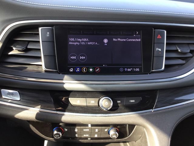 Used 2020 Buick Enclave Essence image 23