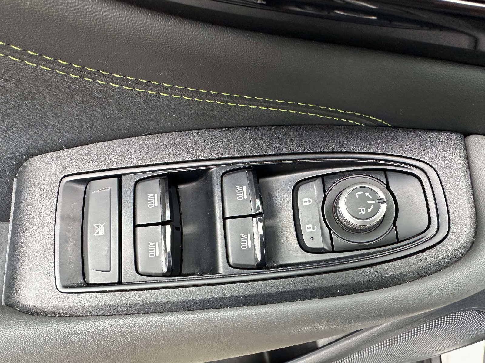 Used 2020 Subaru Outback Onyx Edition XT image 12