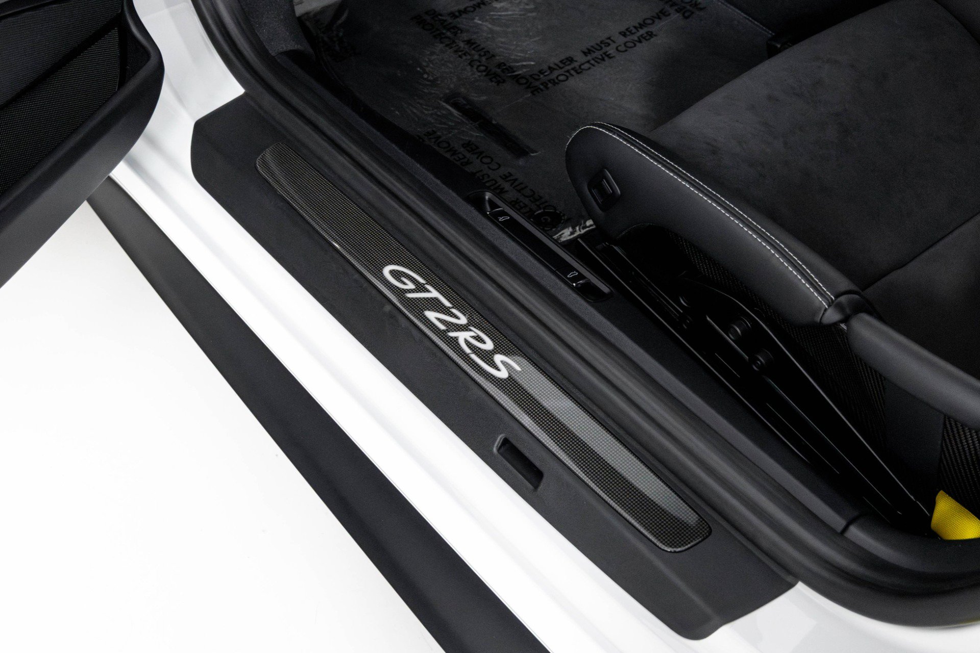 Used 2018 Porsche 911 GT2 RS image 30