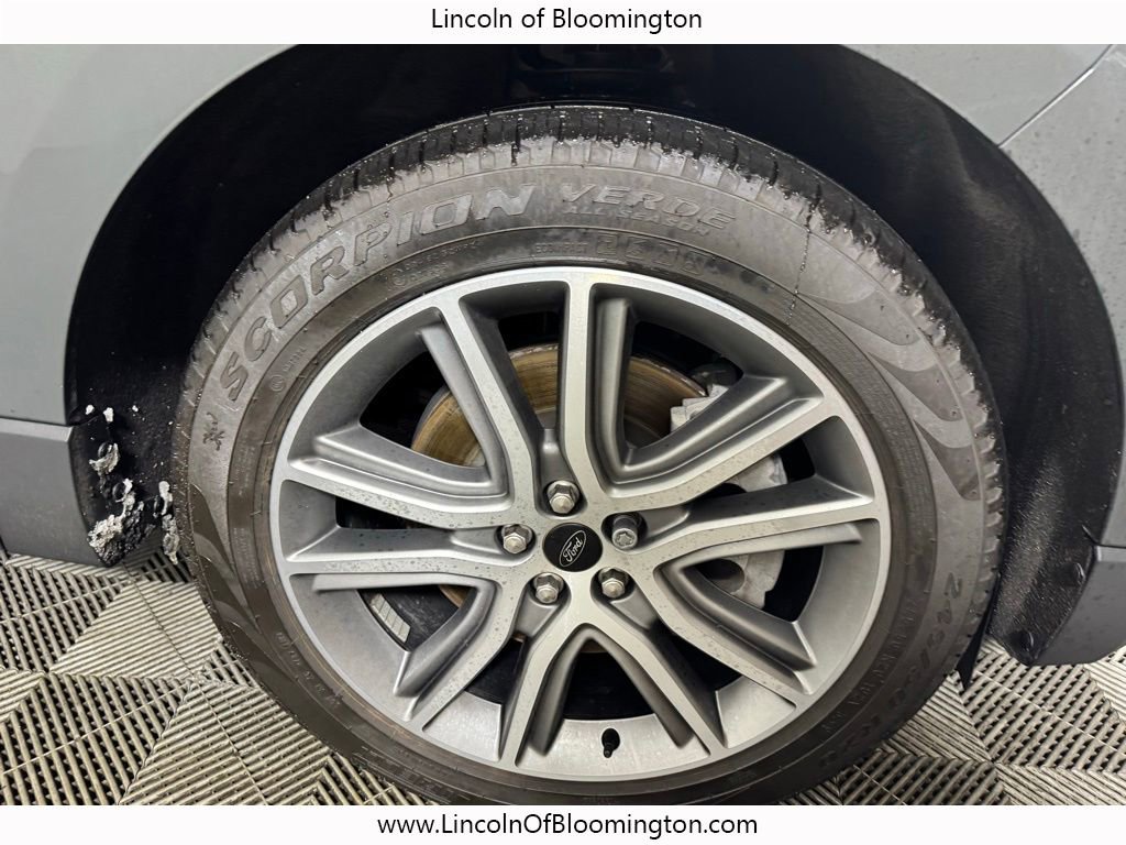 Used 2024 Ford Edge Titanium w/ Equipment Group 301A AWD/4WD image 14