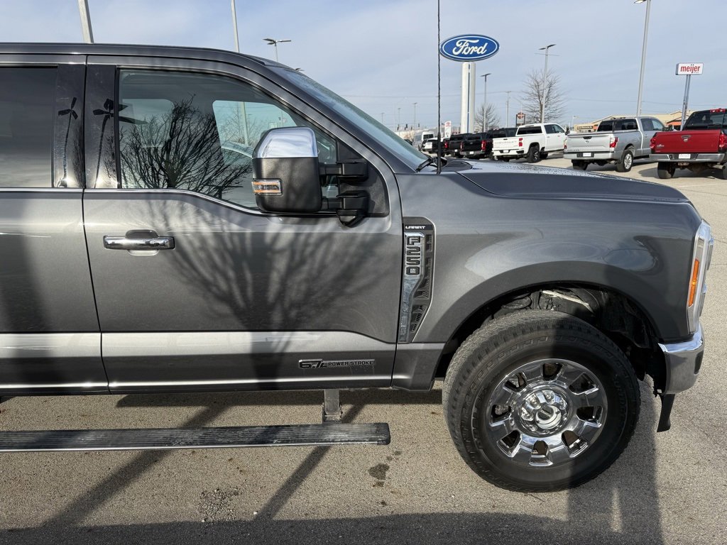 Used 2023 Ford F250 Lariat w/ Tow Technology Package image 12