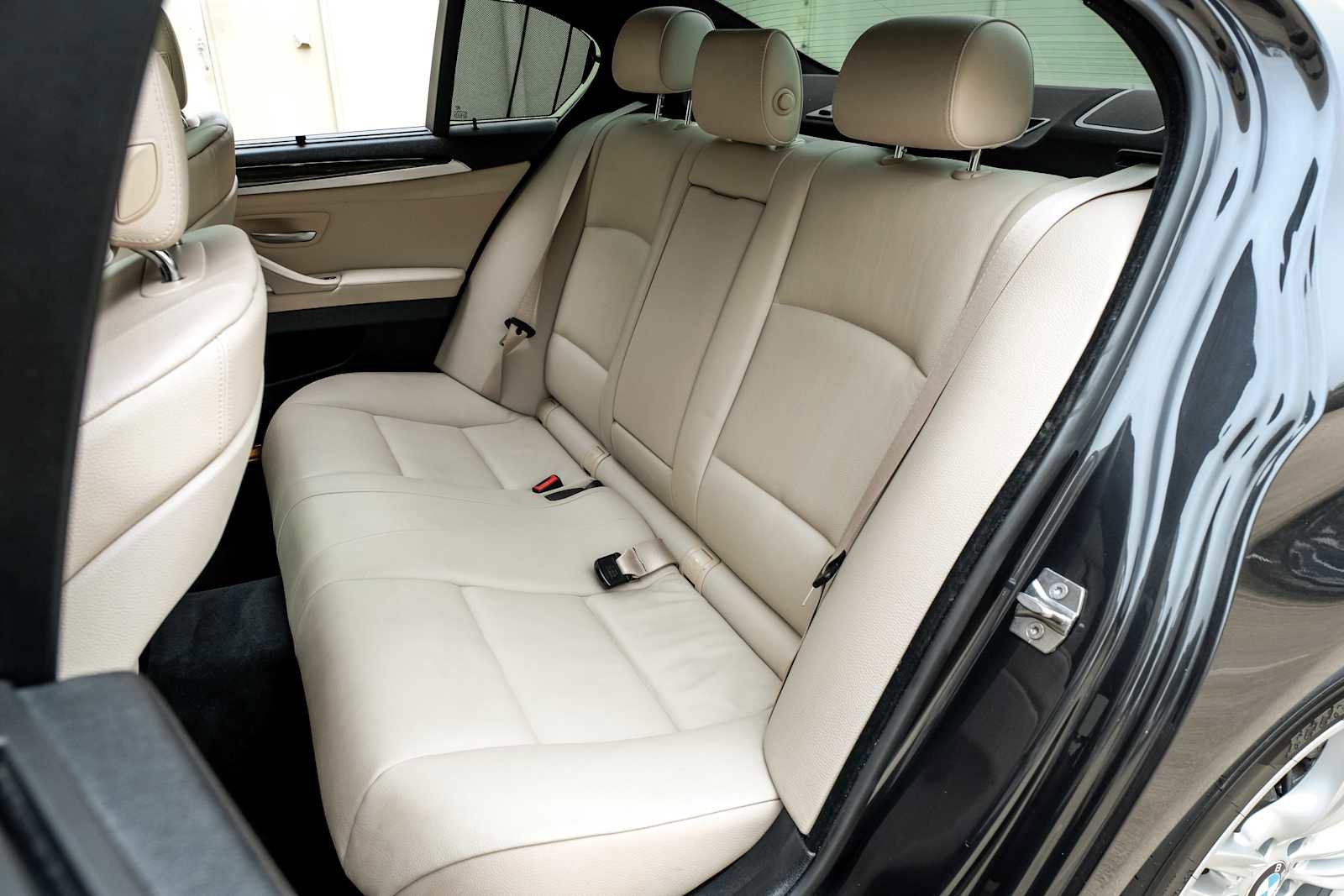 Used 2013 BMW 535i Sedan image 39