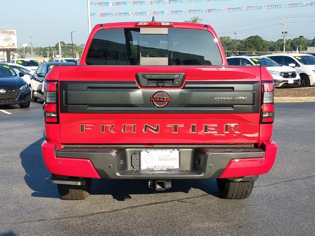 Used 2025 Nissan Frontier PRO-4X w/ Tow Package AWD/4WD image 4